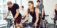 Mit Indoor Cycling durch die dunkle Jahreszeit